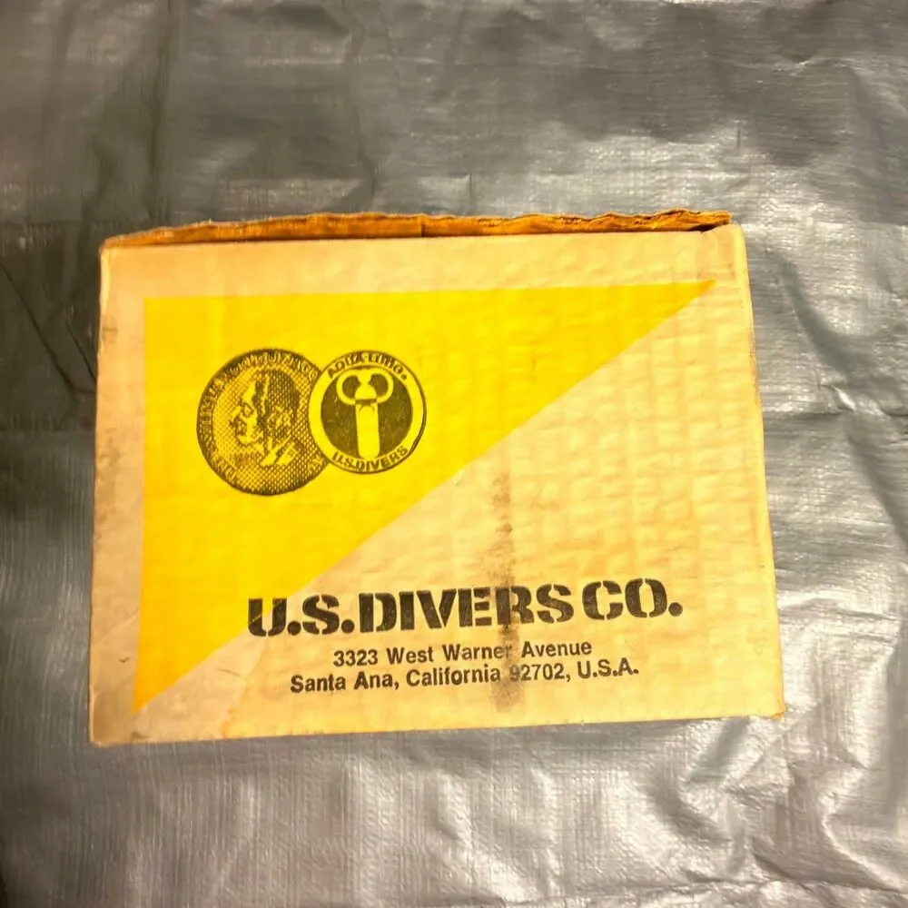 Vintage 1976 US Divers Dive Mask 5001-00 Yellow Box Receipt Pamphlet Jacques Cou